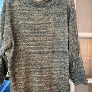 Anthropologie Sweater Large